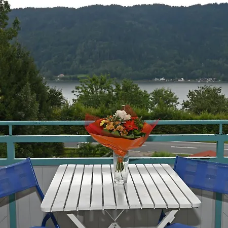 Seeblick Ossiachersee *